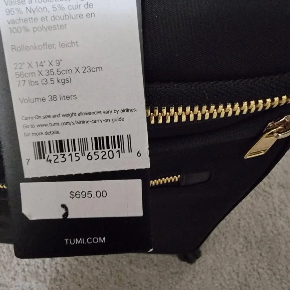 Tumi Carry on